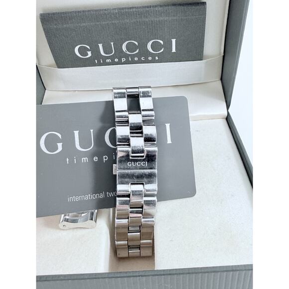 Gucci 2305L Women’s Stainless Steel Watch w/ Box & Papers Extra Links Swiss - Picture 8 of 9